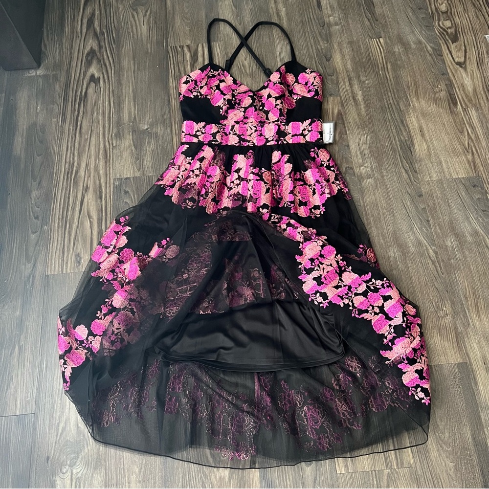 Christian Siriano New York NEW Embroidered Pink & Black Midi Dress - Picture 7 of 15